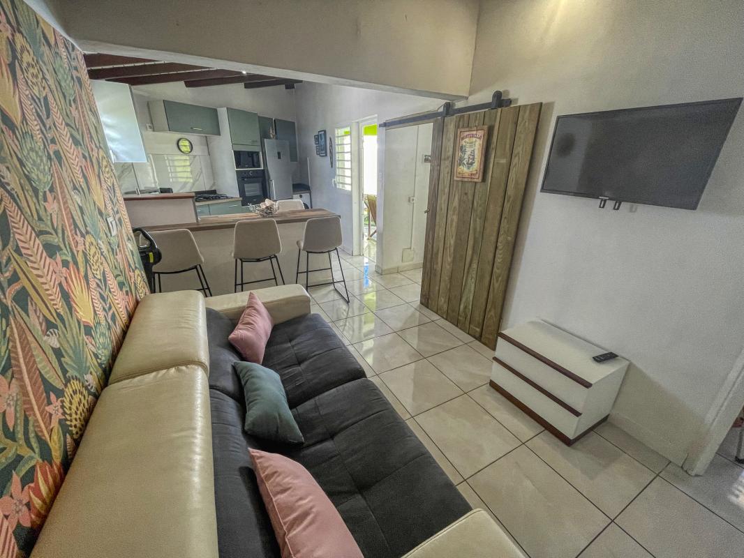 12.Location villa piscine St François Guadeloupe_Salon